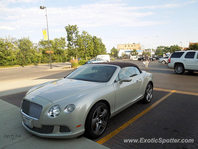Bentley Continental spotted in Winnetka, Illinois