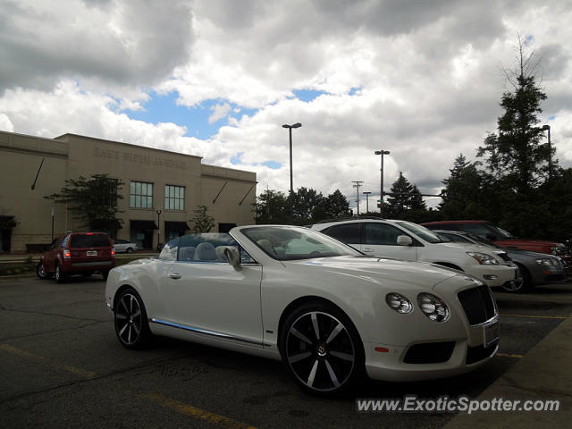 Bentley Continental spotted in Highland Park, Illinois