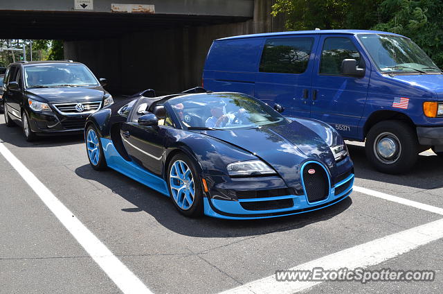 Bugatti Veyron spotted in Greenwich, Connecticut
