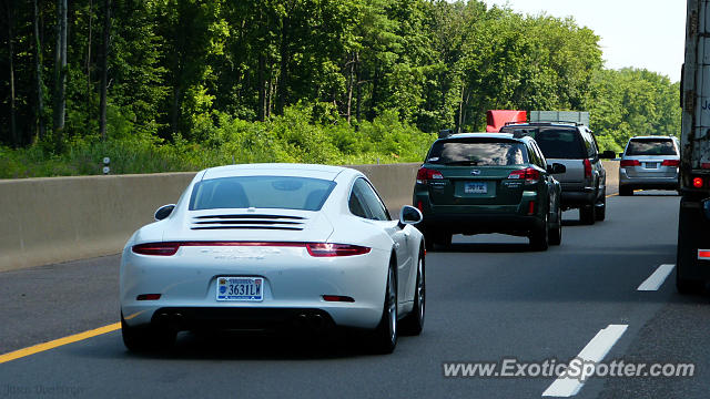 Porsche 911 spotted in Jersey Turnpike, New Jersey