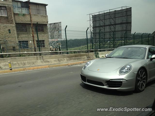 Porsche 911 spotted in Mexico City, Mexico