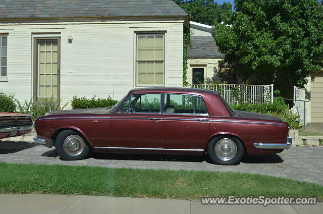 Rolls Royce Silver Shadow spotted in Dallas, Texas