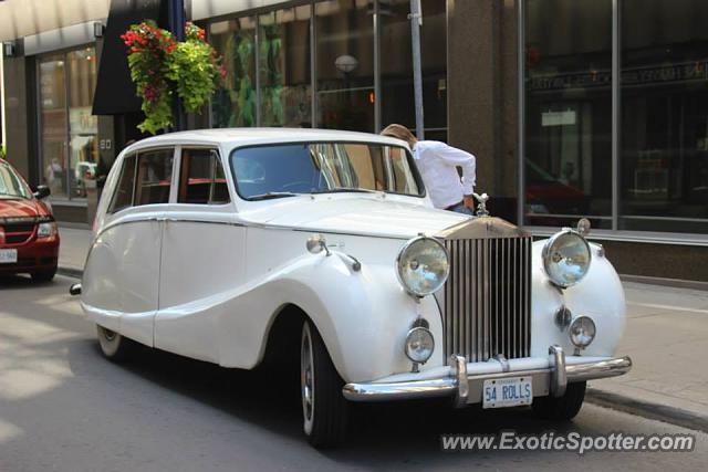 Rolls Royce Silver Wraith spotted in Toronto, Canada