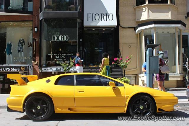 Lotus Esprit spotted in Toronto, Canada