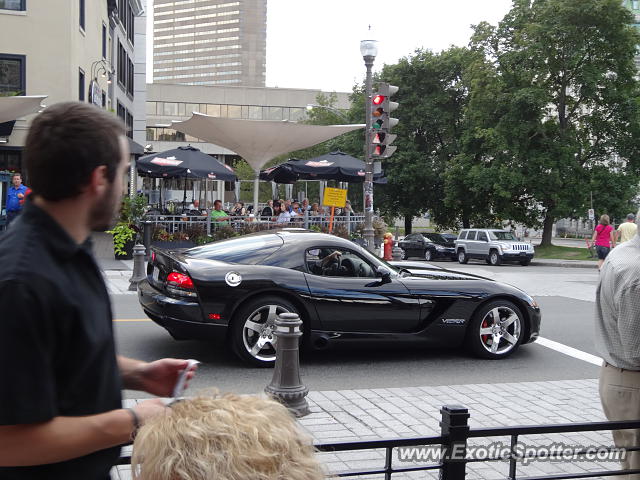 Dodge Viper spotted in Quebec city, Canada