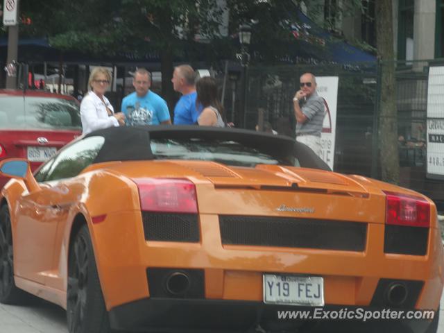 Lamborghini Gallardo spotted in Quebec, Canada