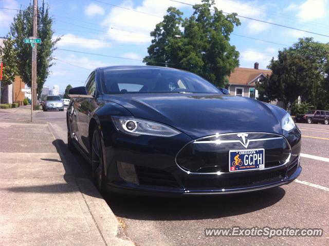 Tesla Model S spotted in Portland, Oregon