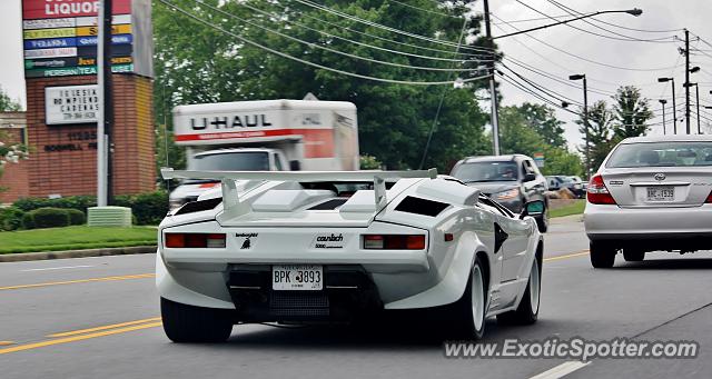 Lamborghini Countach spotted in Atlanta, Georgia