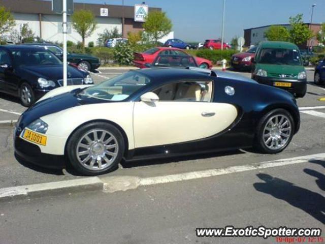 Bugatti Veyron spotted in Sandweiler, Luxembourg