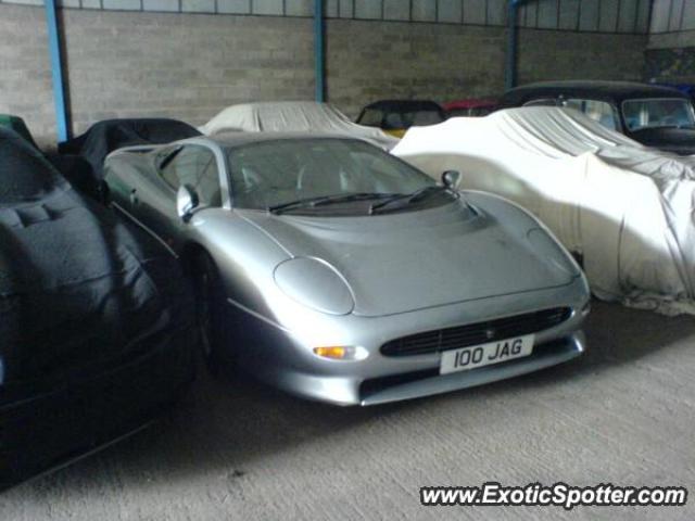 Jaguar XJ220 spotted in N/A, United Kingdom