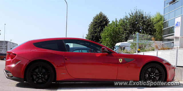 Ferrari FF spotted in Rovigo, Italy
