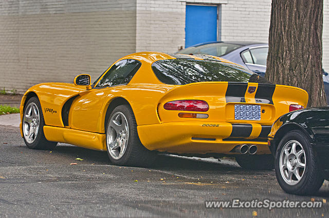 Dodge Viper spotted in Springfield, Massachusetts