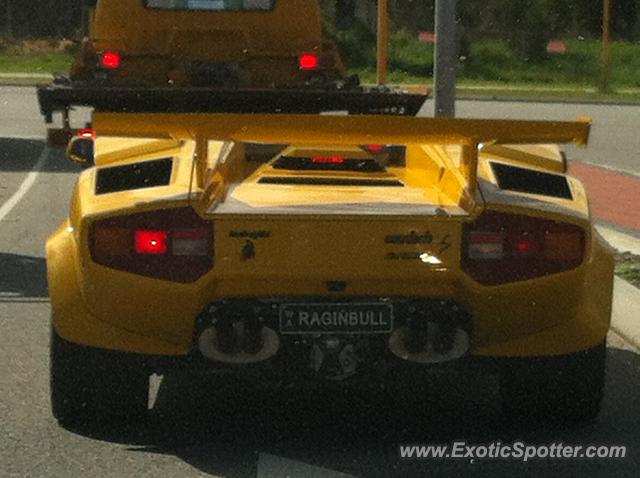 Lamborghini Countach spotted in Perth, Australia