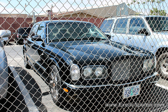 Bentley Arnage spotted in Del Mar, California