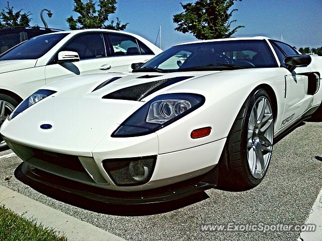 Ford GT spotted in Chicago, Illinois