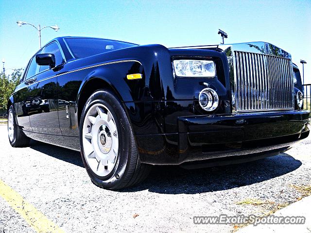 Rolls Royce Phantom spotted in Chicago, Illinois