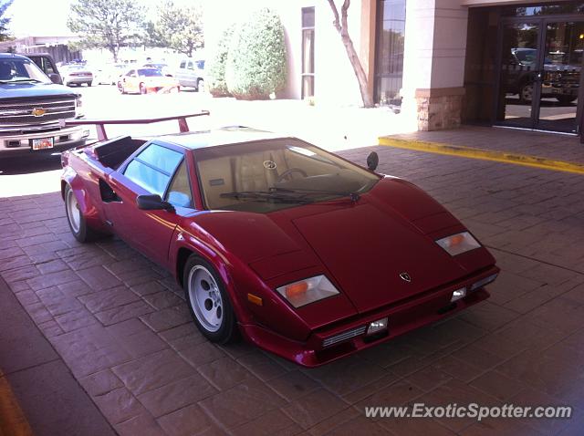 Lamborghini Countach spotted in Billings, Montana