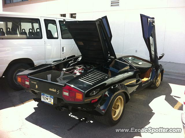 Lamborghini Countach spotted in Billings, Montana
