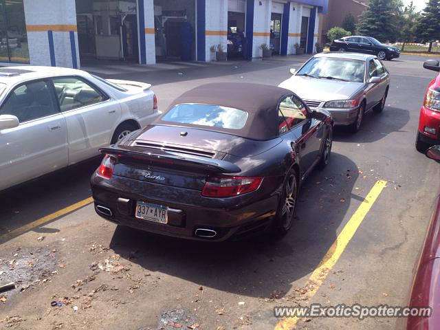 Porsche 911 Turbo spotted in Apple valley, Minnesota