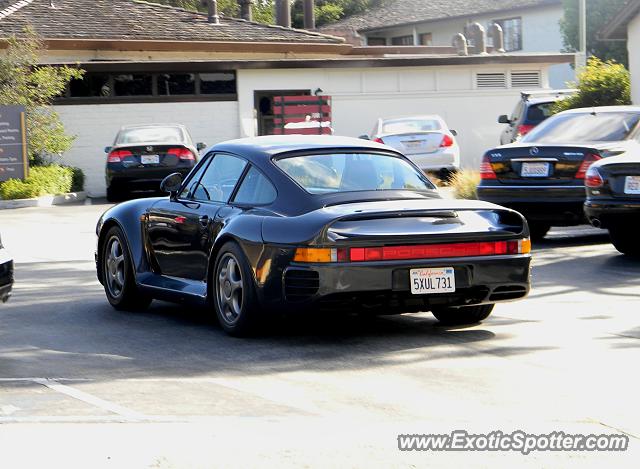 Porsche 959 spotted in Carmel, California