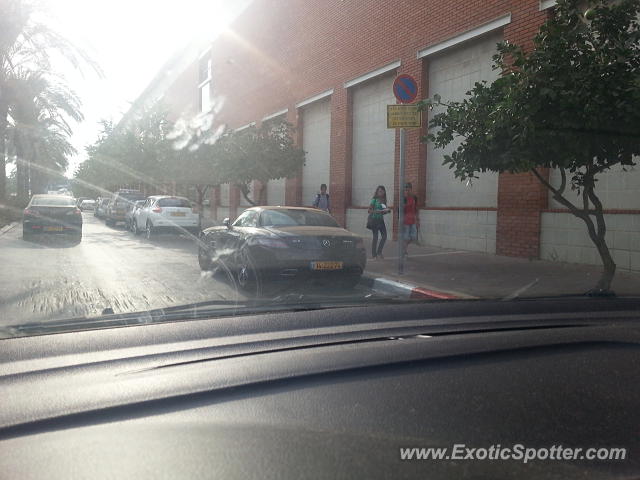 Mercedes SLS AMG spotted in Hod hasharon, Israel