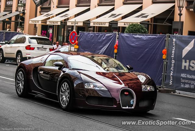 Bugatti Veyron spotted in Munich, Germany