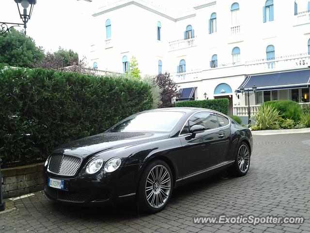Bentley Continental spotted in Lido di Jesolo, Italy