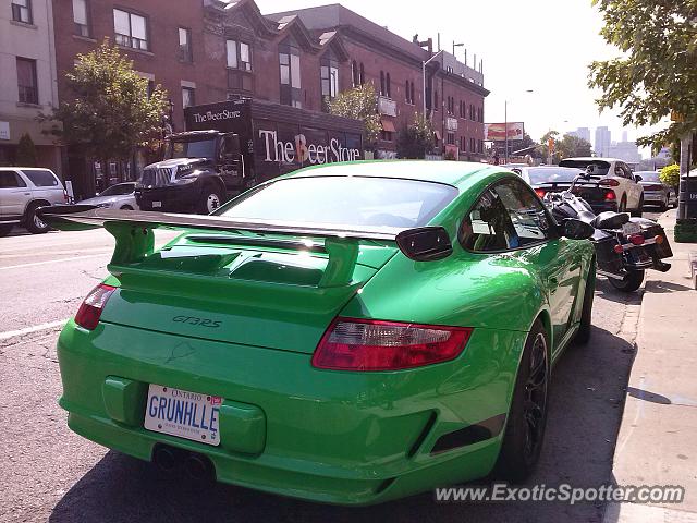 Porsche 911 GT3 spotted in Toronto, Canada