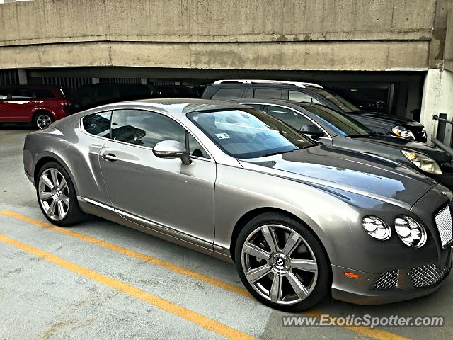 Bentley Continental spotted in Chicago, Illinois