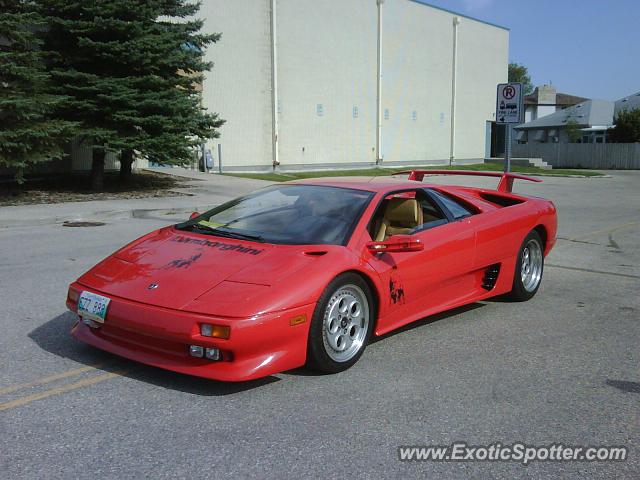 Lamborghini Diablo spotted in Winnipeg, Canada