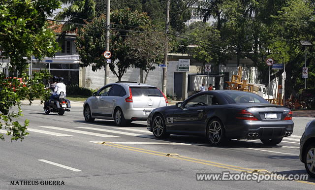 Mercedes SL 65 AMG spotted in São Paulo, Brazil