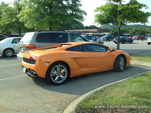 Lamborghini Gallardo spotted in Nashville, Tennessee