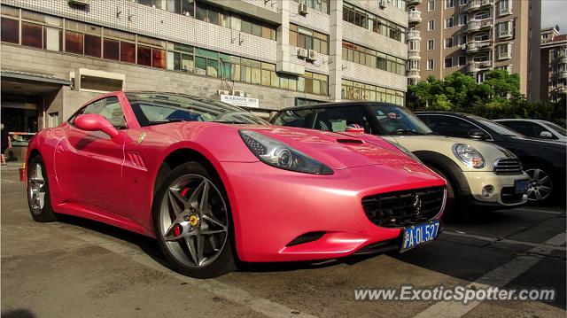 Ferrari California spotted in Shanghai, China