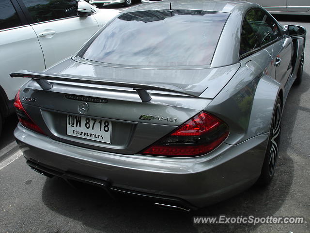 Mercedes SL 65 AMG spotted in Bangkok, Thailand