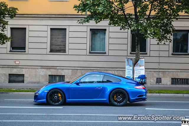 Porsche 911 GT3 spotted in Munich, Germany
