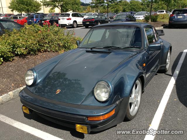 Porsche 911 Turbo spotted in Center valley, Pennsylvania