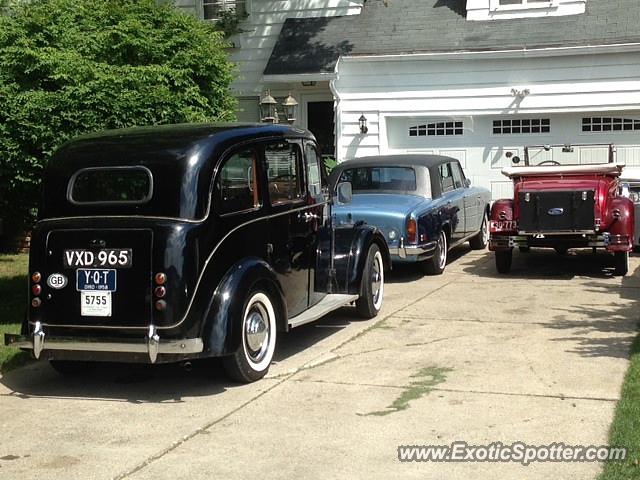 Rolls Royce Silver Shadow spotted in Toledo, Ohio