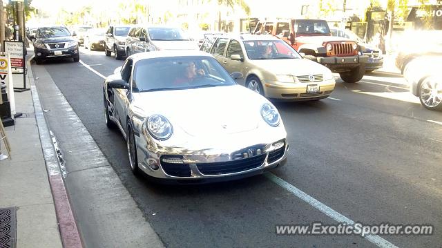 Porsche 911 Turbo spotted in Pasadena, California