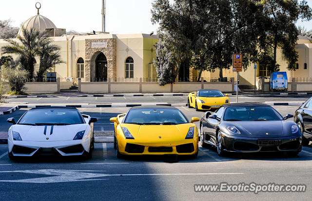 Lamborghini Gallardo spotted in Dubai, United Arab Emirates