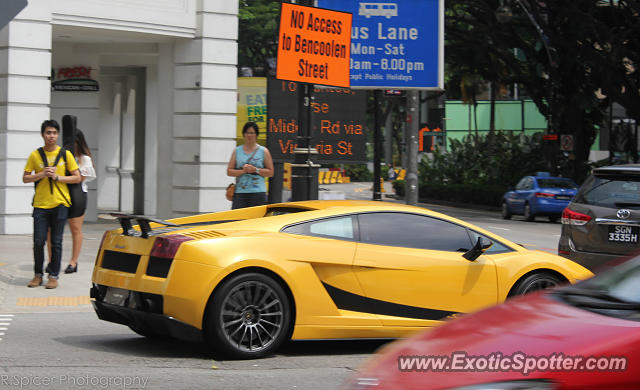 Lamborghini Gallardo spotted in Some where in, Singapore