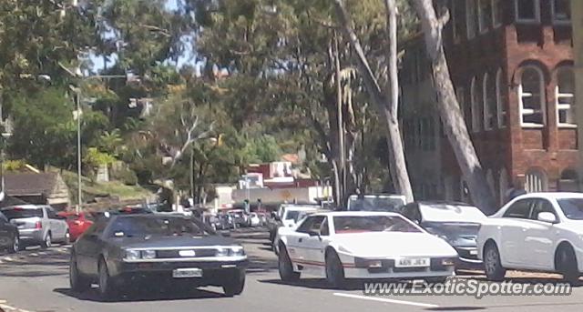 DeLorean DMC-12 spotted in Sydney, Australia