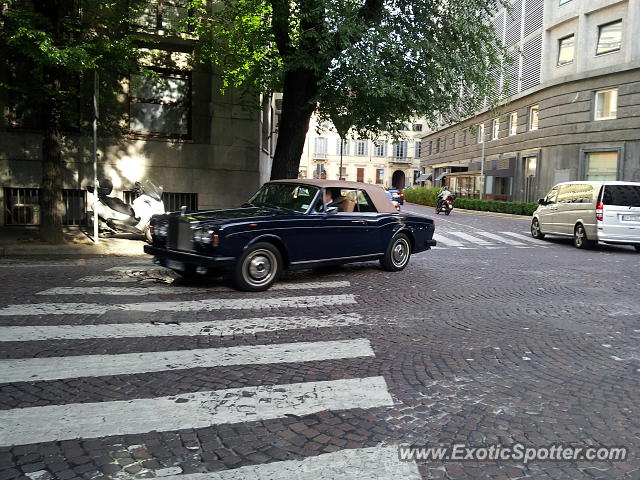 Rolls Royce Corniche spotted in Milano, Italy