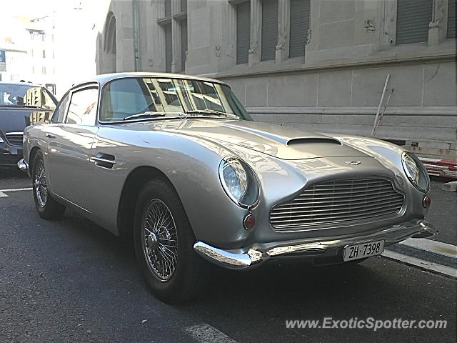 Aston Martin DB5 spotted in Zurich, Switzerland
