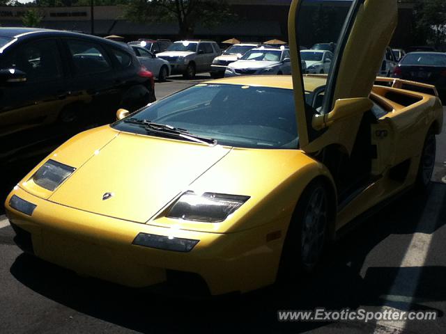 Lamborghini Diablo spotted in Indianapolis, Indiana