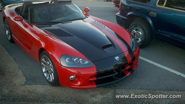 Dodge Viper spotted in Florence, Alabama