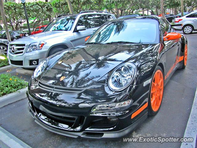 Porsche 911 GT3 spotted in Bal Harbour, Florida