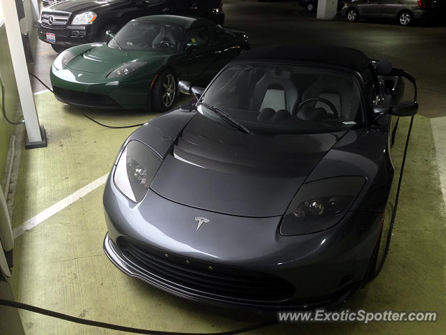 Tesla Roadster spotted in Columbus, Ohio
