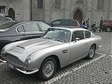 Aston Martin DB6