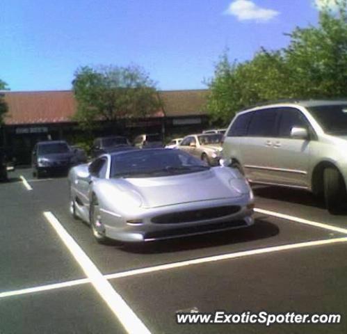 Jaguar XJ220 spotted in Newtown, Pennsylvania