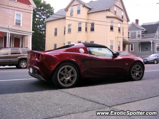Lotus Elise spotted in Providence, Rhode Island